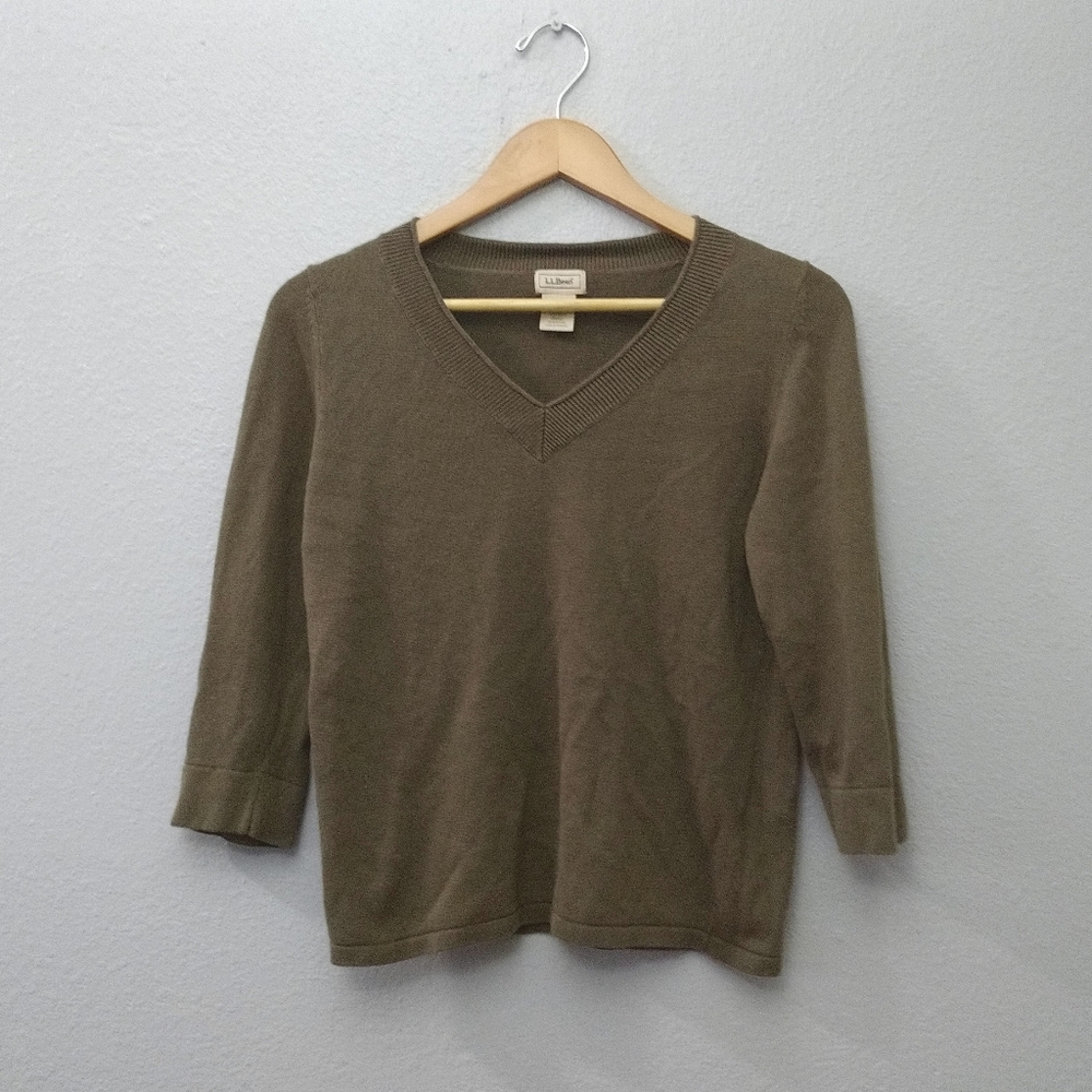 3/$20🖤L.L Bean XS Green Linen V-neck Sweater Top